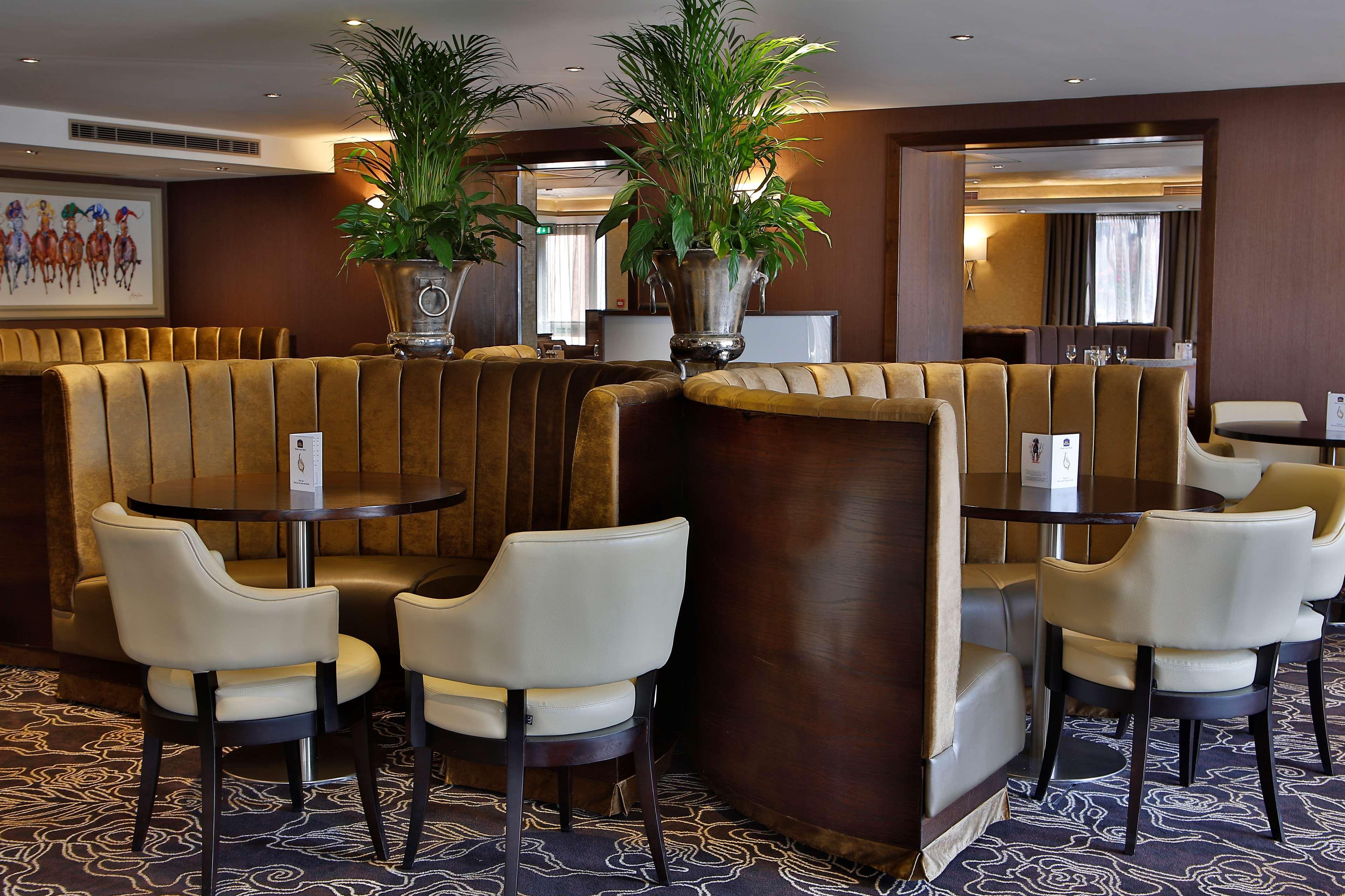 Best Western Heath Court Hotel Ньюмаркет Екстер'єр фото
