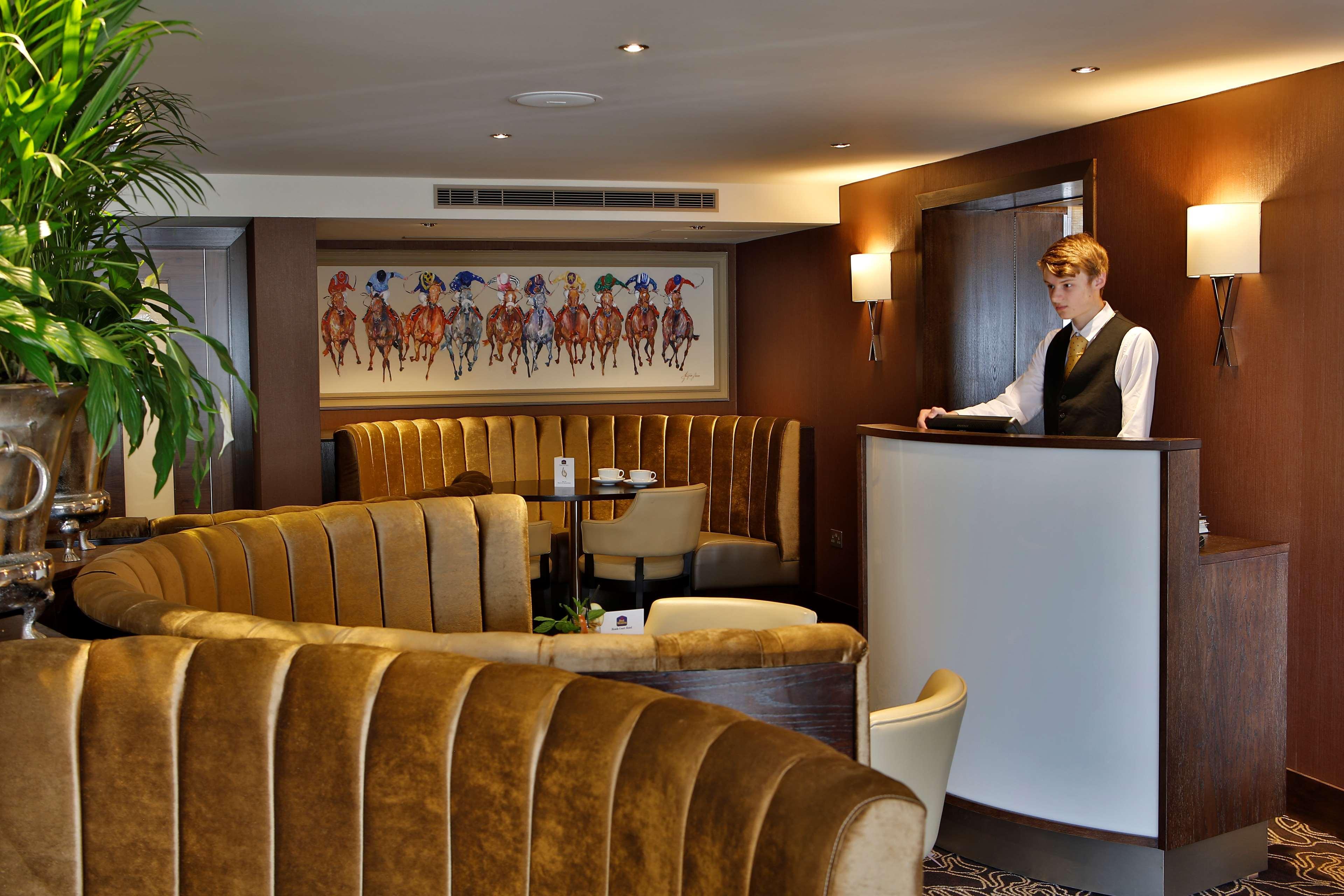 Best Western Heath Court Hotel Ньюмаркет Екстер'єр фото